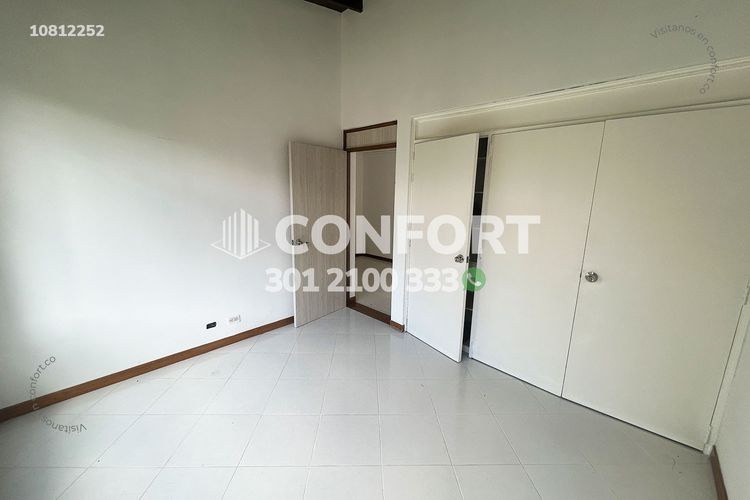 Apartamento de 3 alcobas en arriendo en Patio Bonito, Medellín, 150 m² · foto 16 de 24