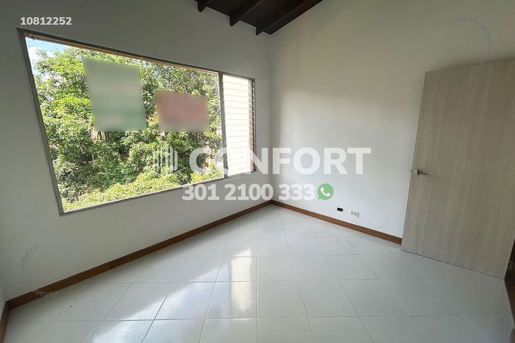 Apartamento de 3 alcobas en arriendo en Patio Bonito, Medellín, 150 m² · foto 15 de 24