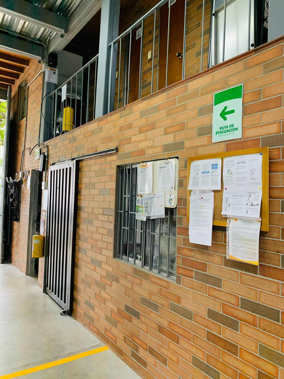 Warehouse for sale in La aguacatala, Medellín 5