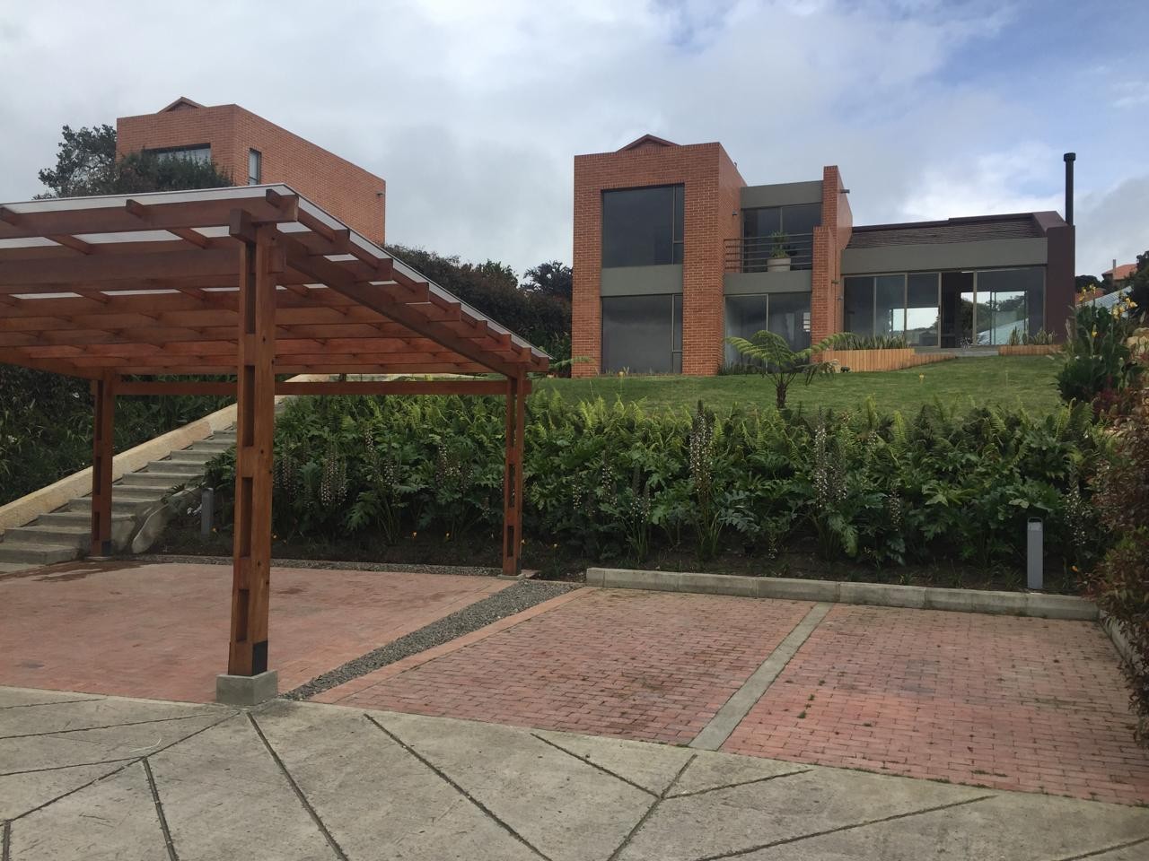 Casa en venta en Agrupación Macadamia, La Calera · foto 2 de 13