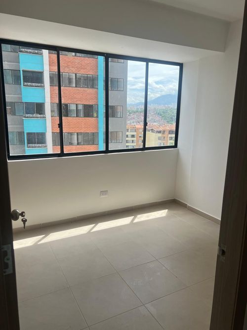 Apartamento de 2 alcobas en venta en Jardines De Coaviconsa, Bucaramanga, 65 m² · foto 6 de 15