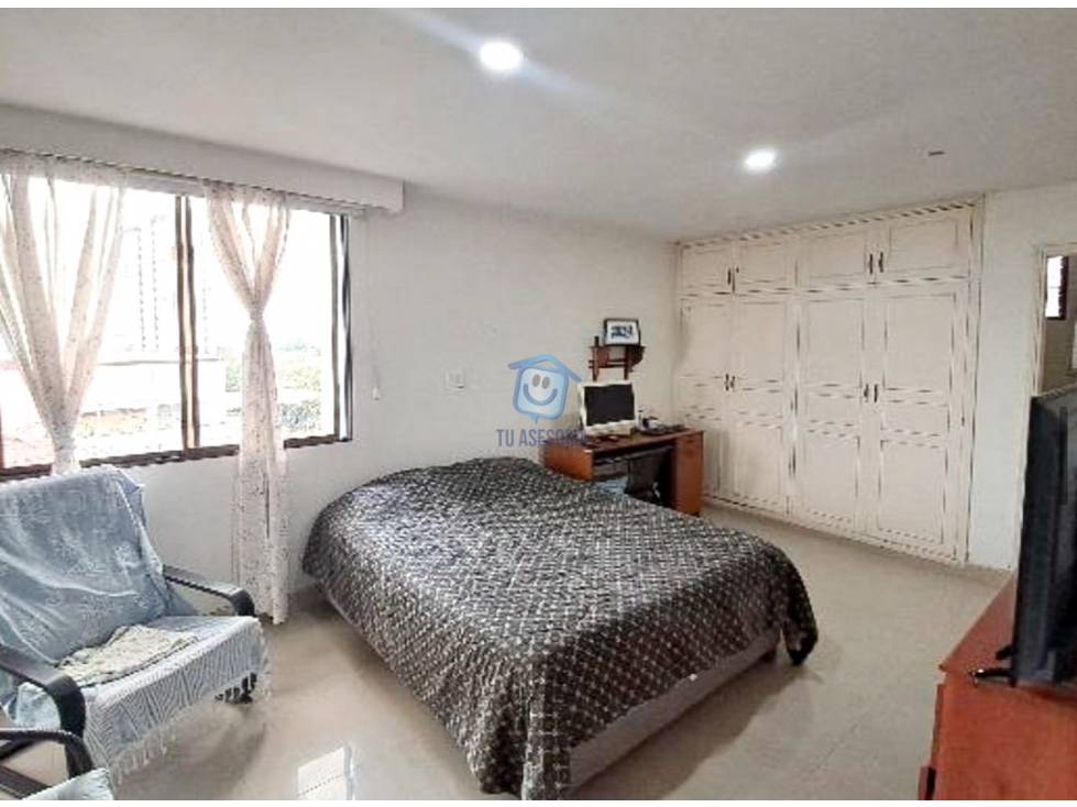 Apartamento en venta en Pinares, Pereira · foto 11 de 24