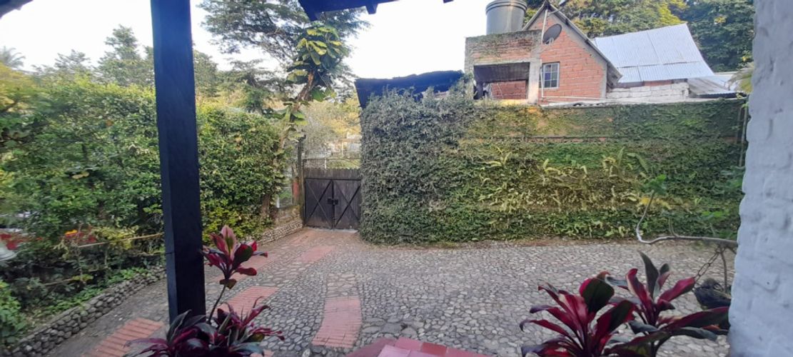 Casa de 3 alcobas en venta en La Buitrera, Cali, 298 m² · foto 9 de 24