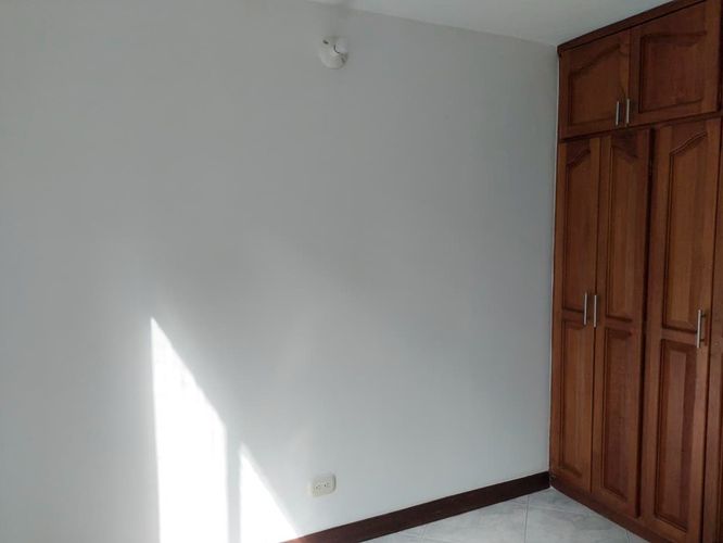 Apartamento de 3 alcobas en arriendo en El Poblado, Medellín, 87 m² · foto 13 de 19