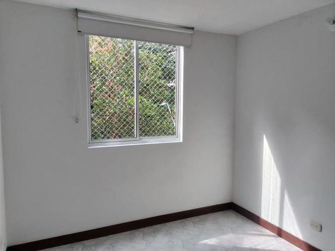 Apartamento de 3 alcobas en arriendo en El Poblado, Medellín, 87 m² · foto 16 de 19