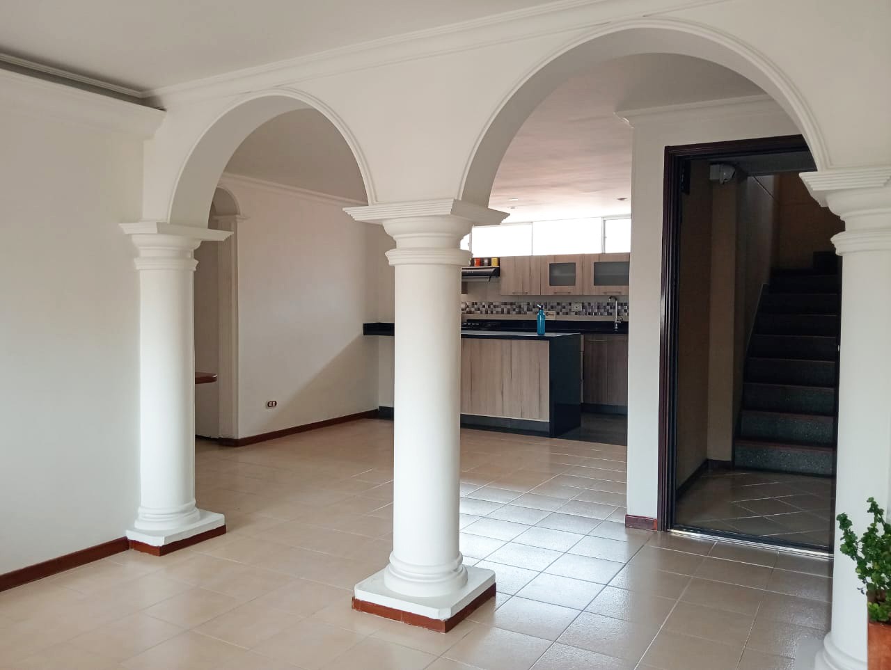 Apartamento en venta en Laureles, Medellín 2