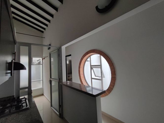Apartamento de 3 alcobas en venta en Loma De La Doctora, Sabaneta, 85 m² · foto 3 de 24