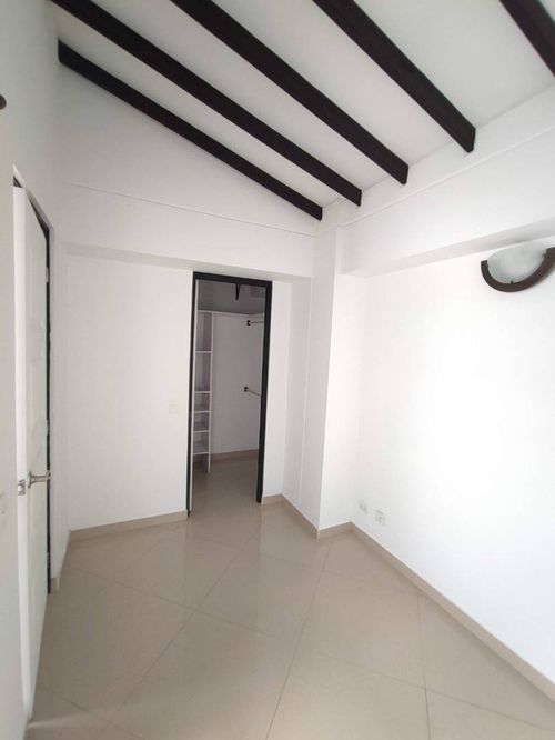 Apartamento de 3 alcobas en venta en Loma De La Doctora, Sabaneta, 85 m² · foto 10 de 24