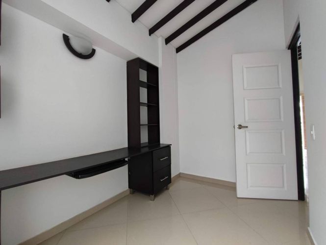 Apartamento de 3 alcobas en venta en Loma De La Doctora, Sabaneta, 85 m² · foto 20 de 24