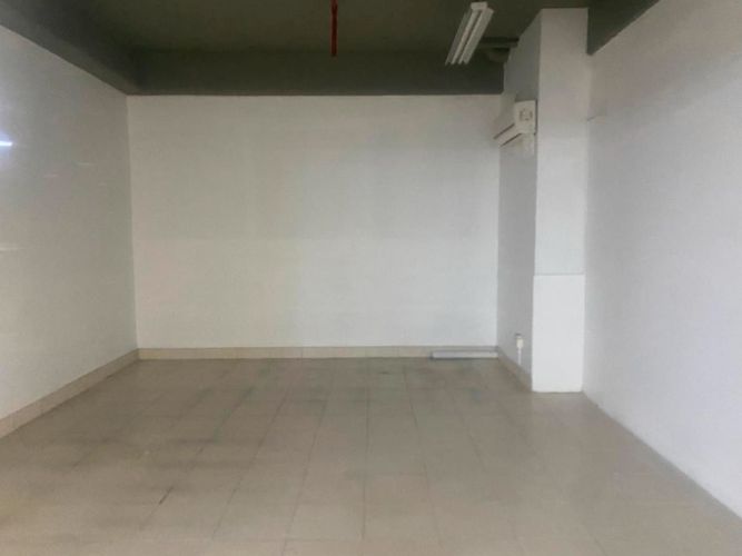 Local en arriendo en El Poblado, Medellín, 35 m² · foto 5 de 5