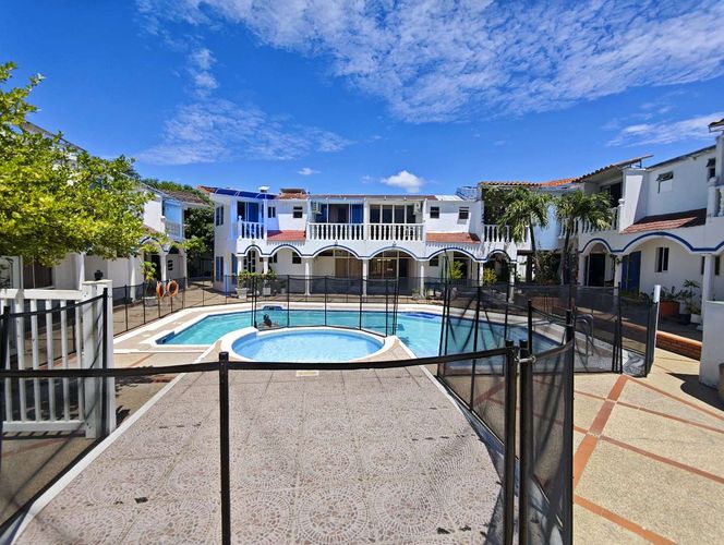 Casa de 3 alcobas en venta en Girardot, Girardot, 84 m² · foto 4 de 24