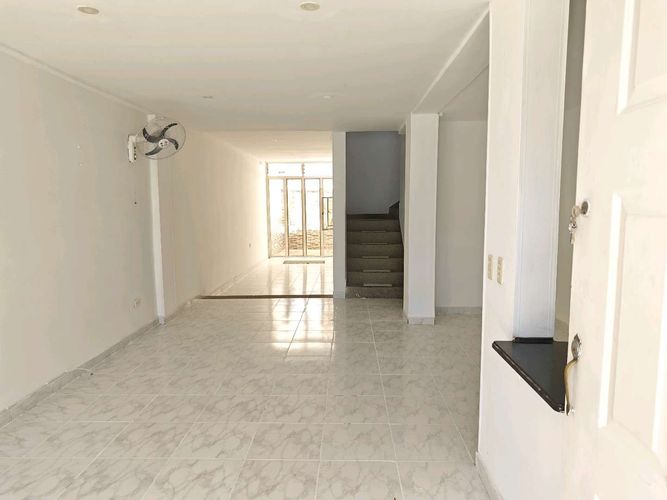 Casa de 3 alcobas en venta en Girardot, Girardot, 84 m² · foto 5 de 24