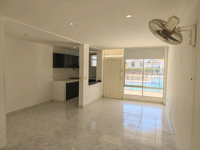 Casa de 3 alcobas en venta en Girardot, Girardot, 84 m² · foto 9 de 24