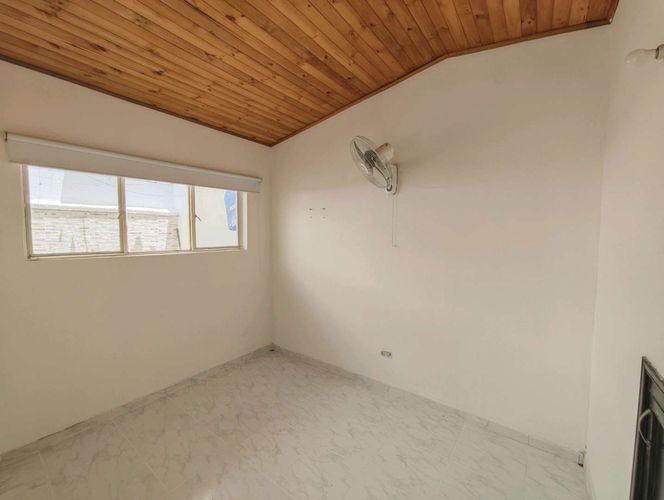 Casa de 3 alcobas en venta en Girardot, Girardot, 84 m² · foto 12 de 24