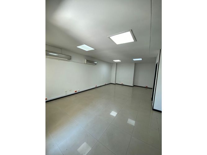 Oficina en arriendo en Urbanizacion Rio Lili, Cali, 86 m² · foto 4 de 10