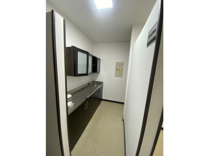 Oficina en arriendo en Urbanizacion Rio Lili, Cali, 86 m² · foto 8 de 10