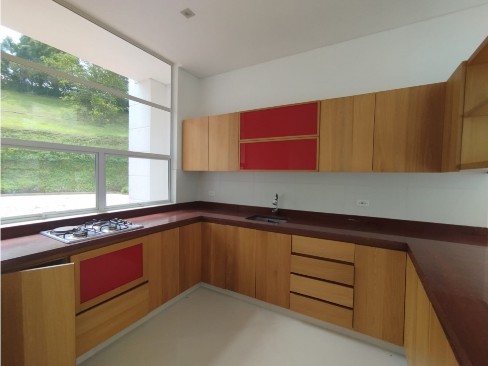 Casa en arriendo en Quirama, El Carmen de Viboral · foto 2 de 24