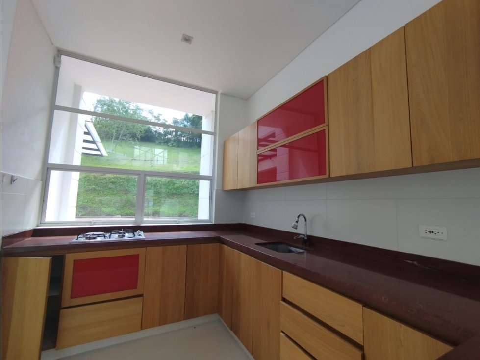 Casa en arriendo en Quirama, El Carmen de Viboral · foto 3 de 24