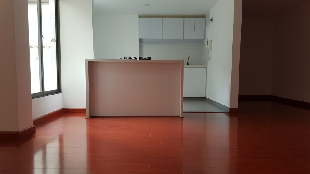 Apartamento en Arriendo en Mazuren, Bogotá en Las Margaritas