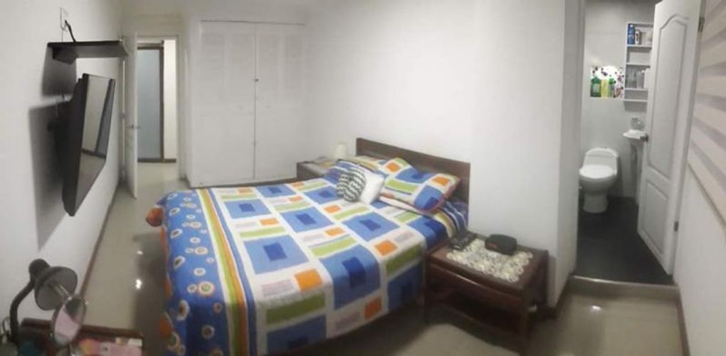Apartamento de 2 alcobas en venta en El Bosque, Cali, 72 m² · foto 2 de 15