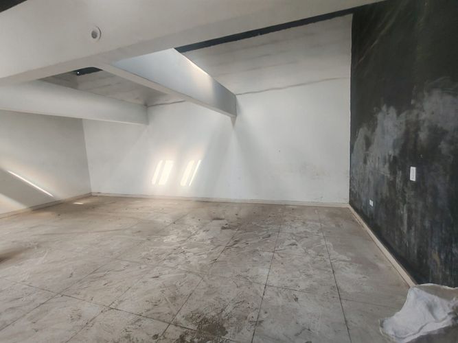 Local en arriendo en Bolivar, Yumbo, 200 m² · foto 2 de 19