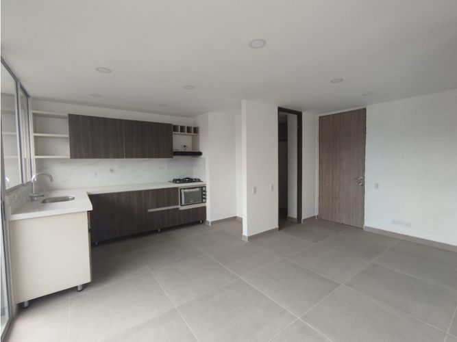 Apartamento de 3 alcobas en venta en Fatima, La Ceja, 70 m² · foto 4 de 16