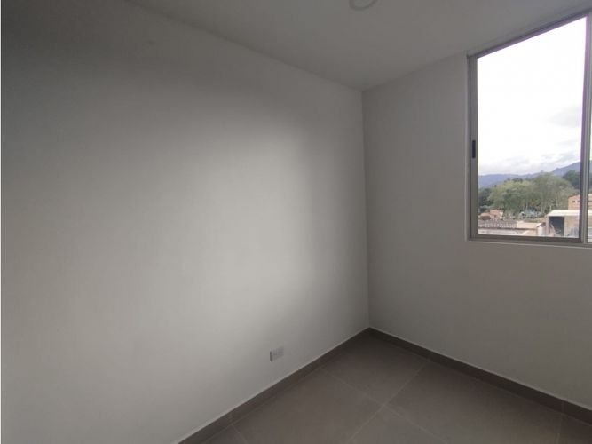 Apartamento de 3 alcobas en venta en Fatima, La Ceja, 70 m² · foto 7 de 16