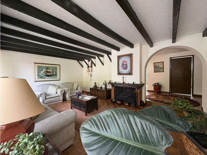 Casa de 4 alcobas en venta en Los Lagartos, Bogotá, 250 m² · foto 5 de 17