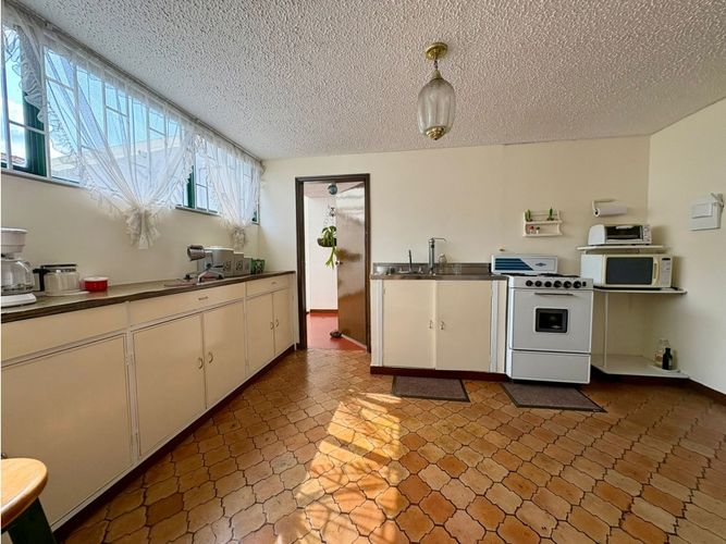 Casa de 4 alcobas en venta en Los Lagartos, Bogotá, 250 m² · foto 7 de 17