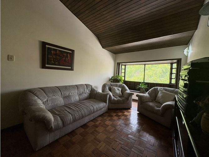 Casa de 4 alcobas en venta en Los Lagartos, Bogotá, 250 m² · foto 11 de 17
