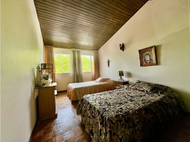 Casa de 4 alcobas en venta en Los Lagartos, Bogotá, 250 m² · foto 12 de 17