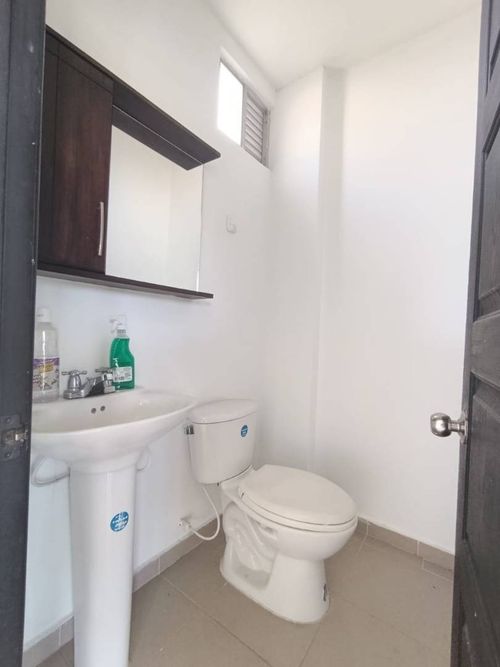 Local en arriendo en Pueblito Cafetero, Pereira, 25 m² · foto 7 de 8