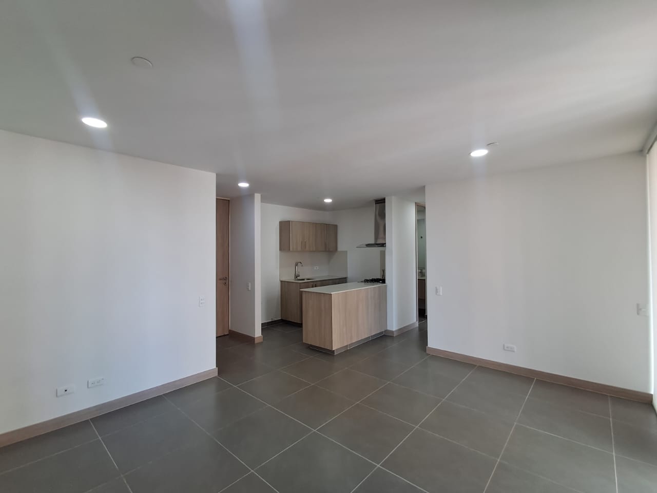 Apartamento en arriendo en Los Colegios, Rionegro · foto 2 de 18