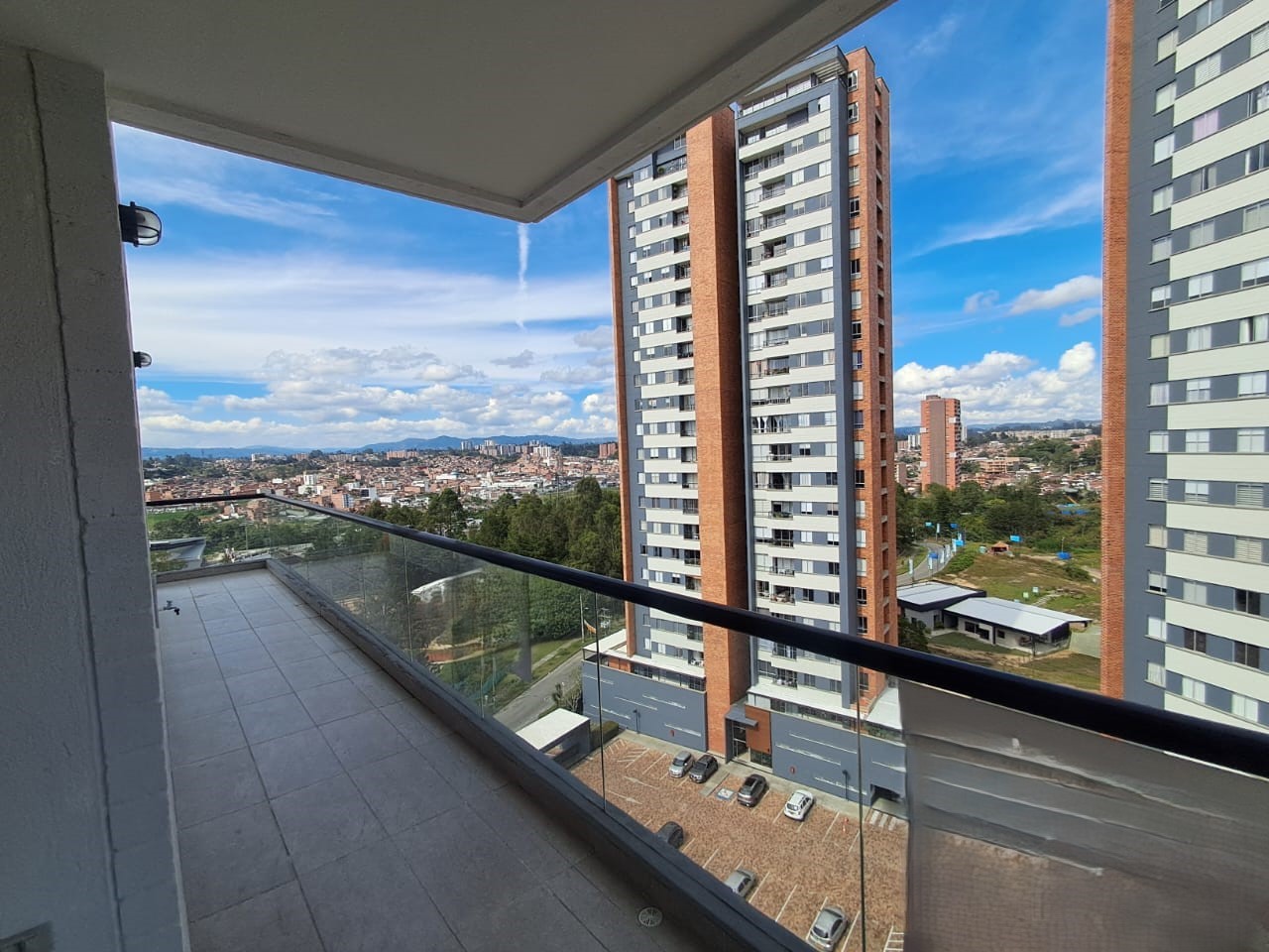 Apartamento en arriendo en Los Colegios, Rionegro · foto 7 de 18