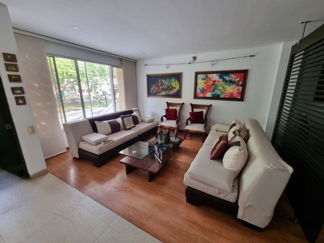 Casa de 5 alcobas en venta en El Ingenio, Cali, 591 m² · foto 14 de 16