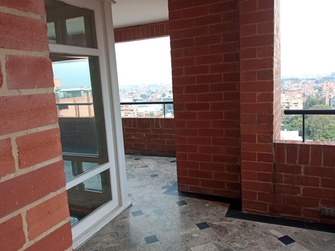 Apartamento de 4 alcobas en venta en La Cabrera, Bogotá, 421 m² · foto 5 de 24