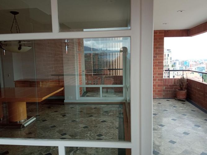 Apartamento de 4 alcobas en venta en La Cabrera, Bogotá, 421 m² · foto 6 de 24