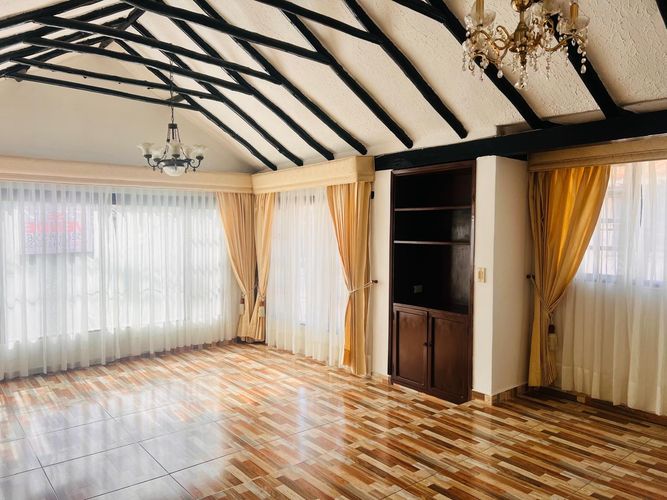 Casa de 4 alcobas en venta en Mesopotamia, Tunja, 200 m² · foto 15 de 19