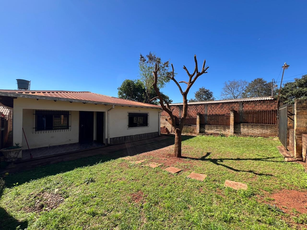 Casa En Venta En Ciudad Nueva A 30 M De Calle 9 Km 9 Monday Cde — foto 2
