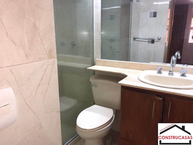 Apartamento en arriendo en Laureles, Medellín · foto 11 de 24