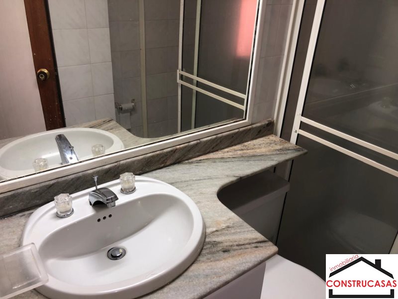 Apartamento en arriendo en Laureles, Medellín · foto 16 de 24