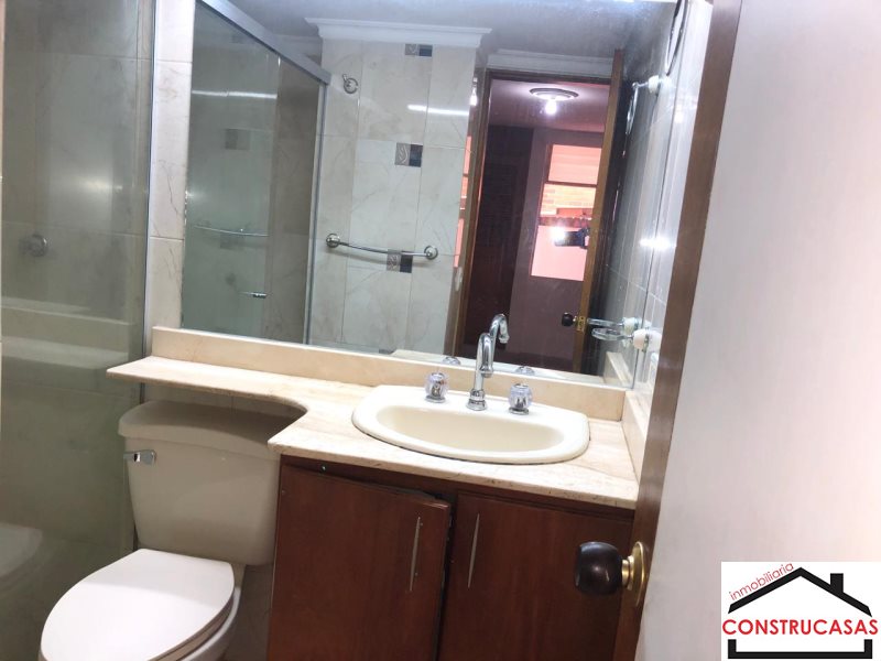 Apartamento en arriendo en Laureles, Medellín · foto 18 de 24