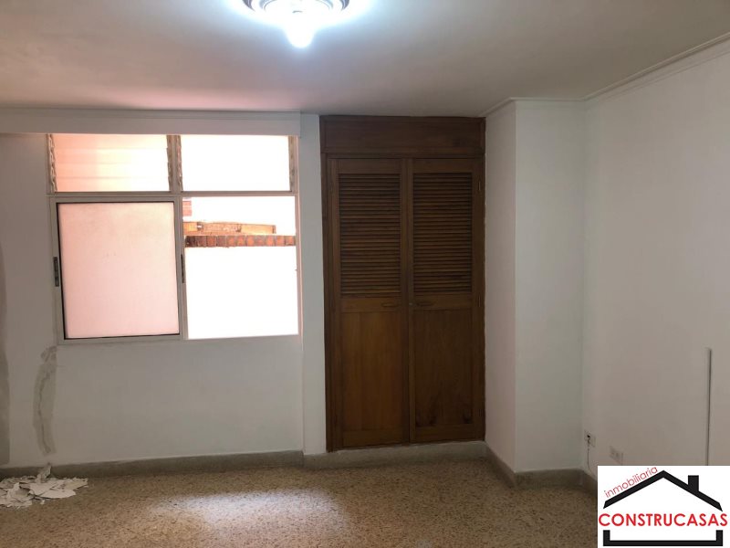Apartamento en arriendo en Laureles, Medellín · foto 21 de 24