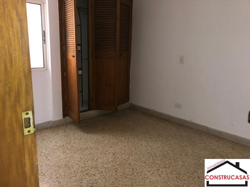 Apartamento en arriendo en Laureles, Medellín · foto 23 de 24