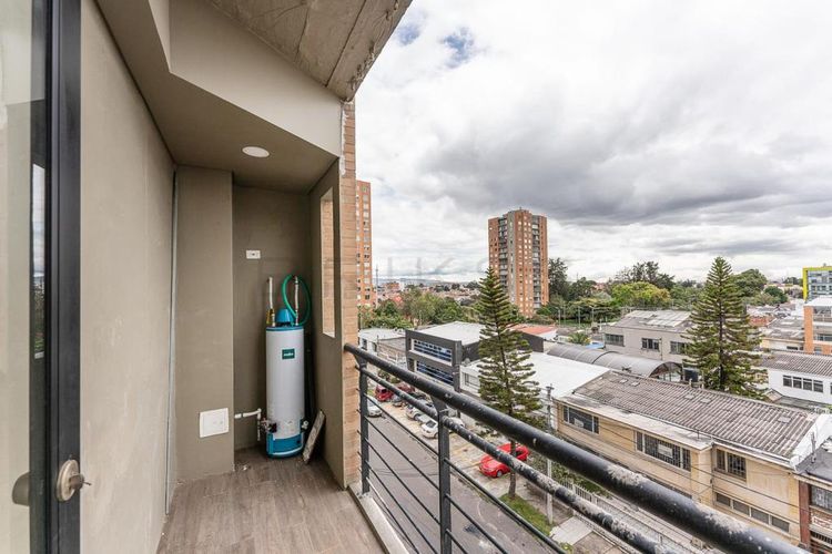 Apartamento de 3 alcobas en venta en La Castellana, Bogotá, 113 m² · foto 6 de 14