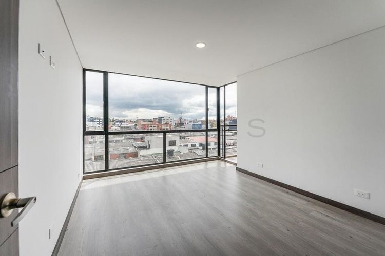 Apartamento de 3 alcobas en venta en La Castellana, Bogotá, 113 m² · foto 10 de 14