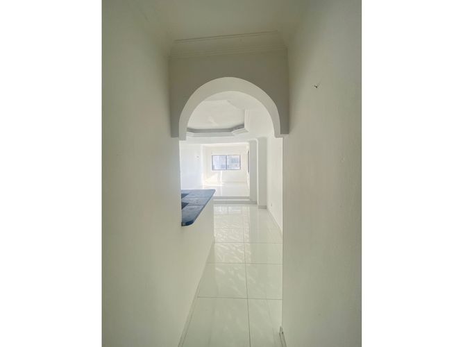 Apartamento de 2 alcobas en venta en El Laguito, Cartagena, 76 m² · foto 5 de 10