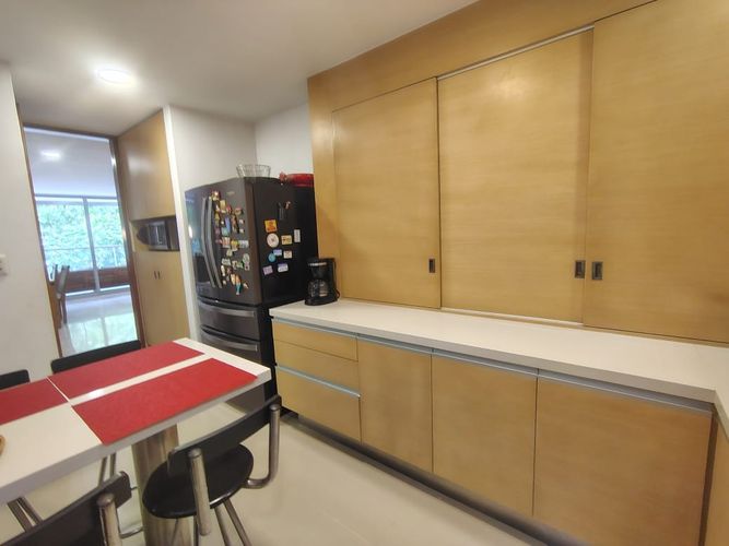Apartamento de 3 alcobas en arriendo en El Poblado, Medellín, 170 m² · foto 5 de 20