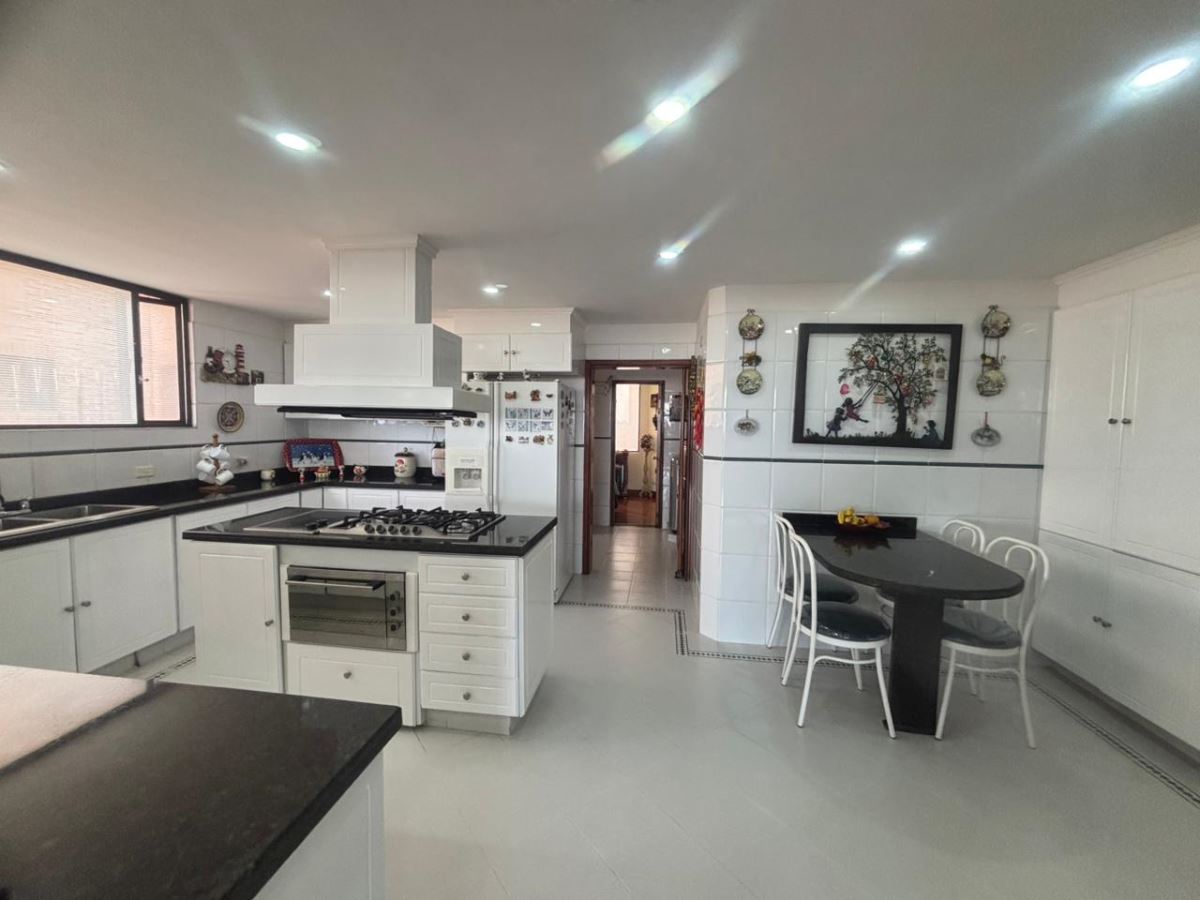 Apartamento en venta en Bosques Del Marques, Bogotá · foto 11 de 24