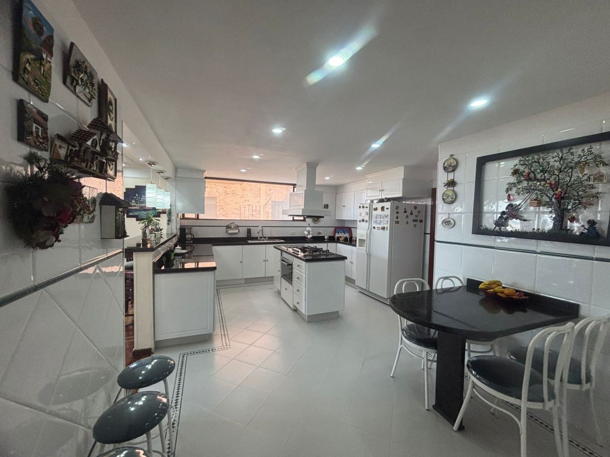 Apartamento en venta en Bosques Del Marques, Bogotá · foto 12 de 24